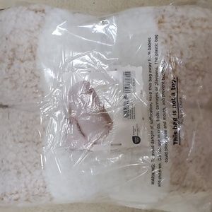 Alpine Valley Cozy Sherpa Wrap, 50" x 60" NWT